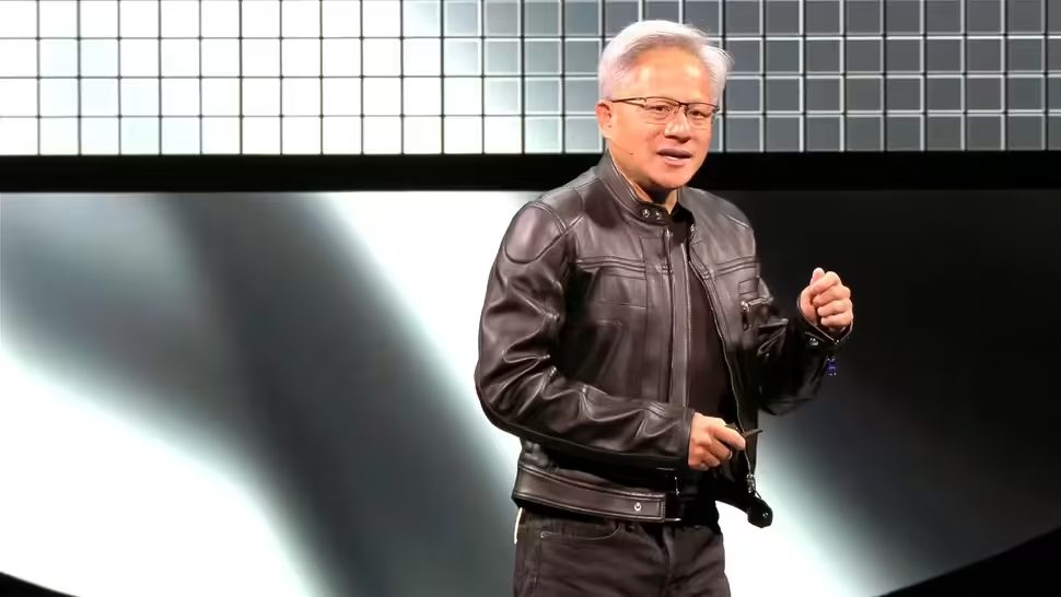 44de100ej00sxo9pm00a6d000qy00f6p 英伟达黄仁勋盛赞 AI 行业变革速度惊人:过去 10 年进步了 100 万倍
